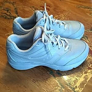 Women's Saucony Gray Integrity Walker Sz 7 Extra Wide EUC